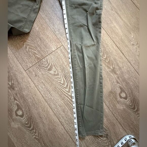 Two by Vince Camuto Washed Olive Green Stretch Cotton Skinny Jeans Size 27/4 - Picture 11 of 11
